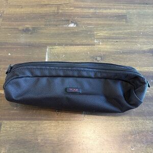 TUMI Slim Toiletry Pouch Black Travel Case Logo Tech Pencil Cary on